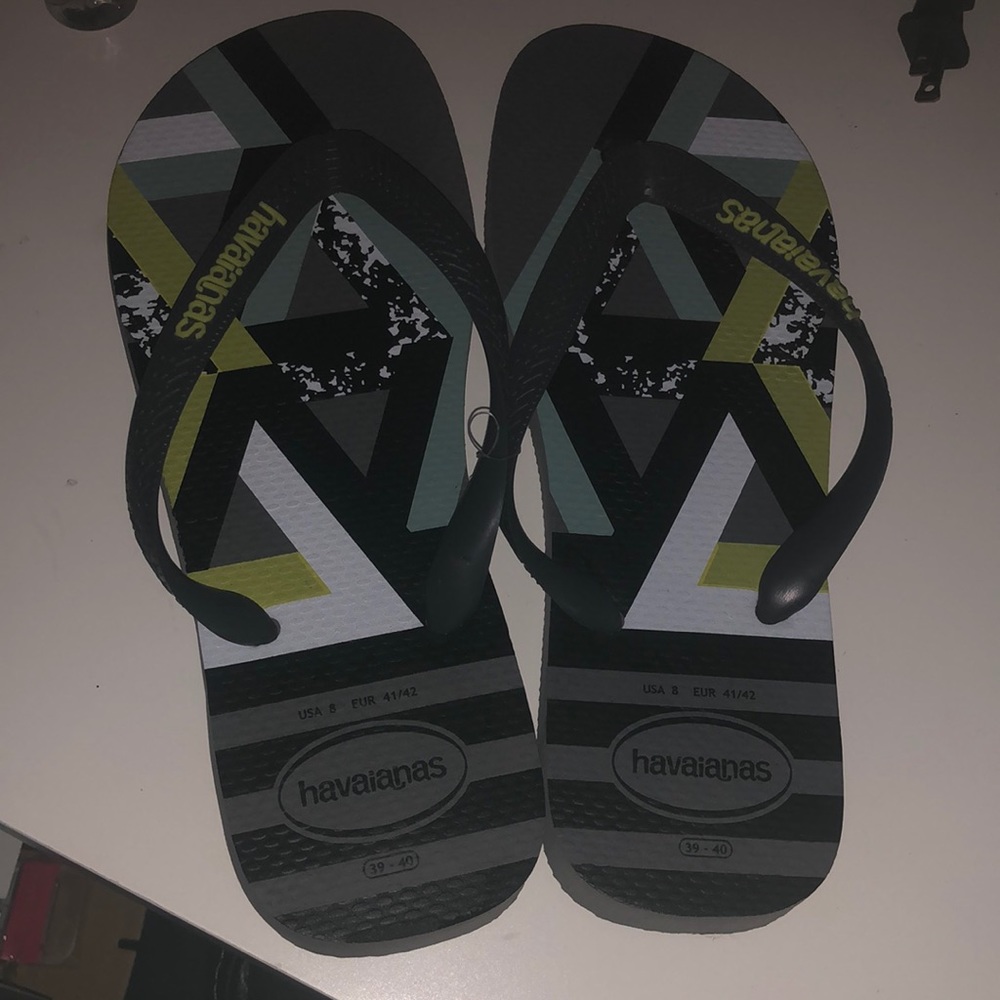 Brand New Men’s Havaianas Flip Flops